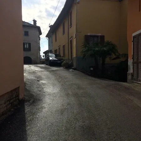 Riva Appartamento Neive